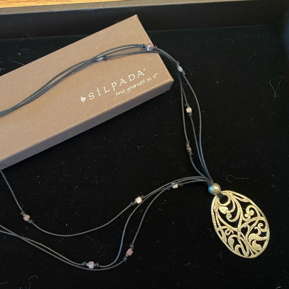 Silpada necklace N1805 in excellent condition